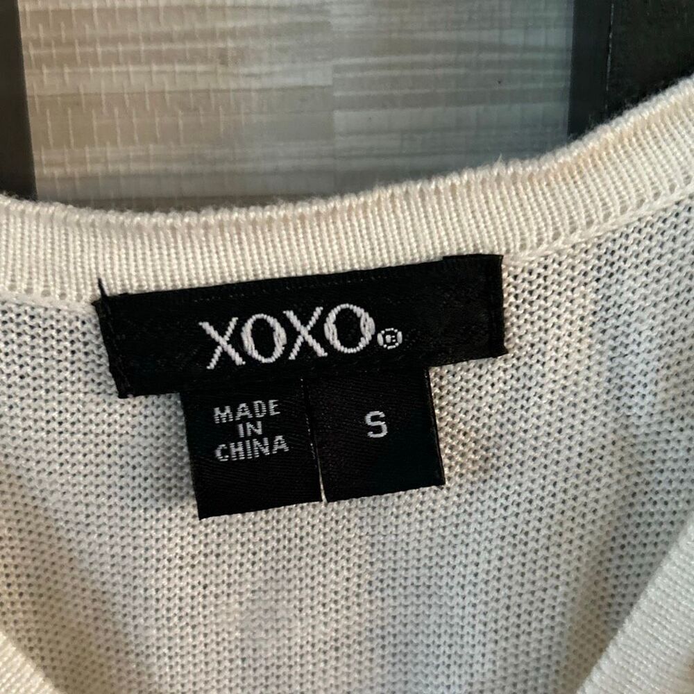 XOXO off-white crochet knit top low-cut V size S - Picture 3 of 5